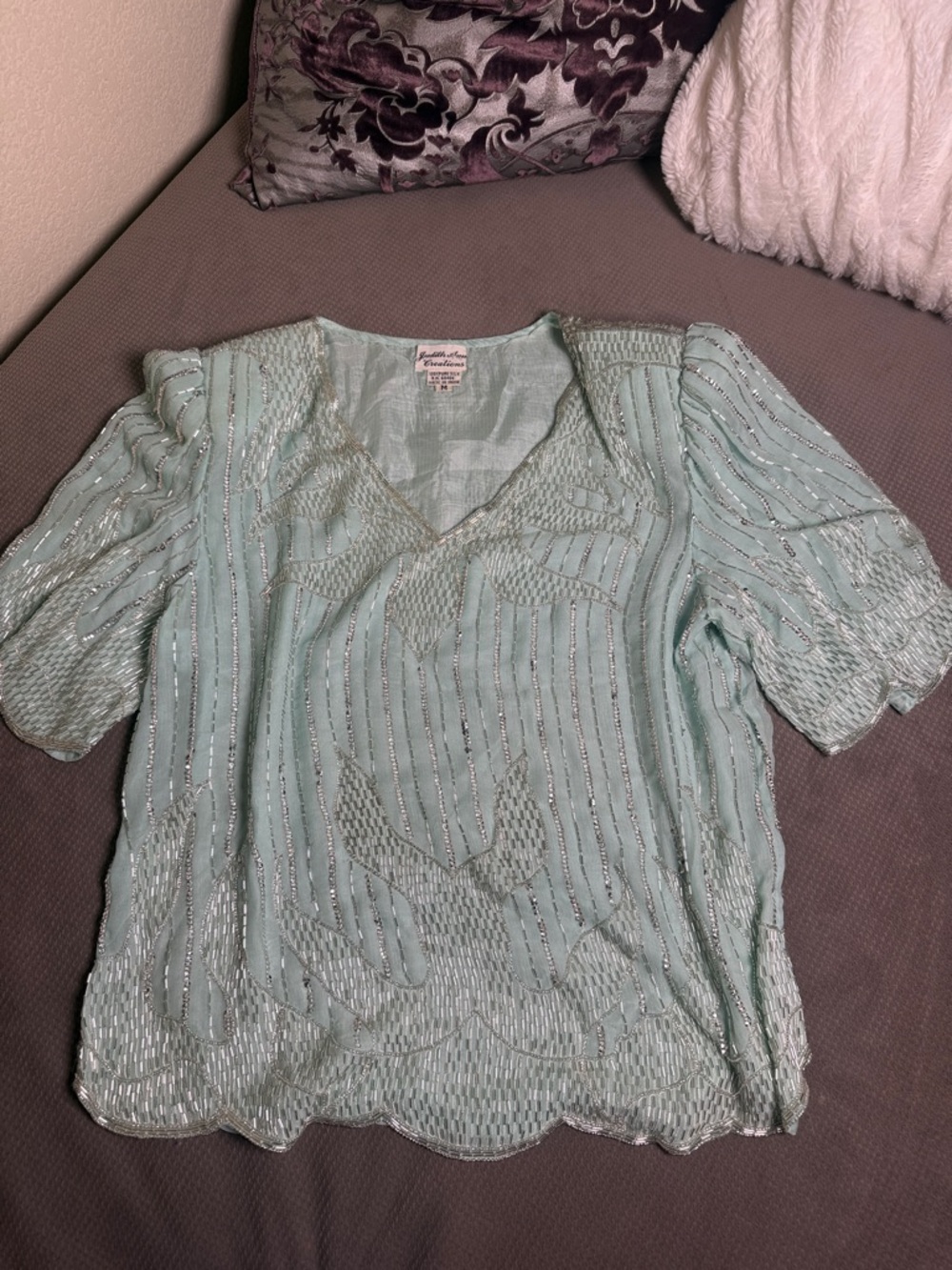 Vintage Judith Anne Creations 100% Silk Mint Green Beaded V-Neck Blouse